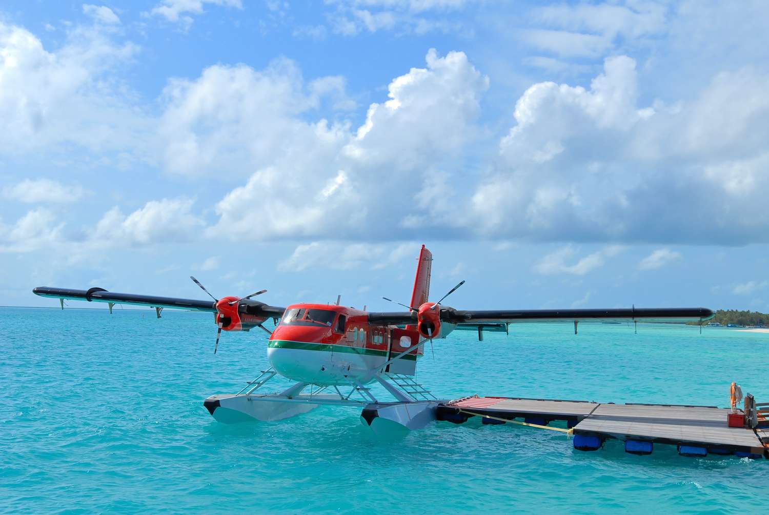 从水上飞机的马尔代夫 库存图片. 图片 包括有 珊瑚, 海岸线, 手段, 田园诗, 蓝色, 天堂, 礁石 - 25013221